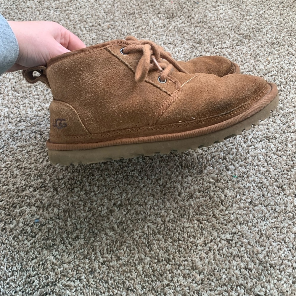 Chestnut ugg nuemel